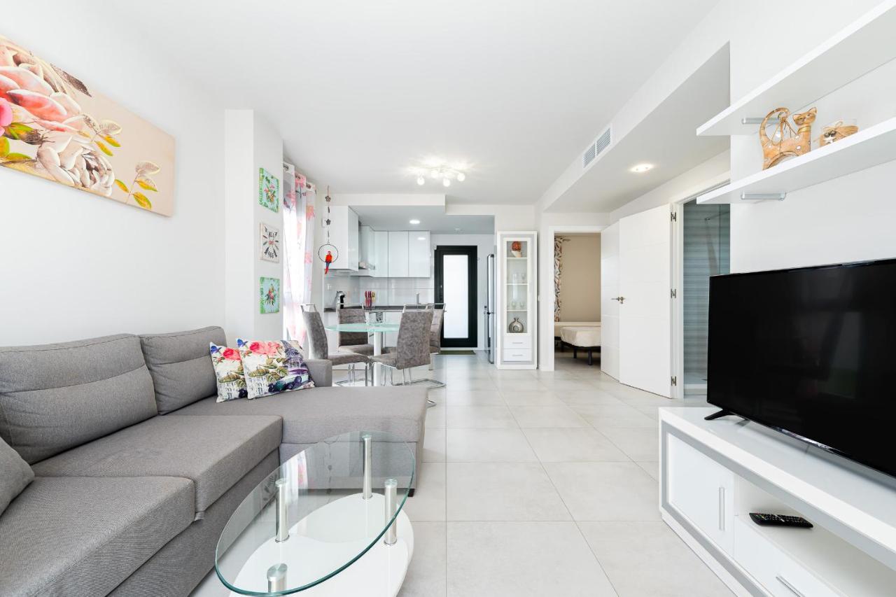 Apartamento Milan Campoamor Bagian luar foto