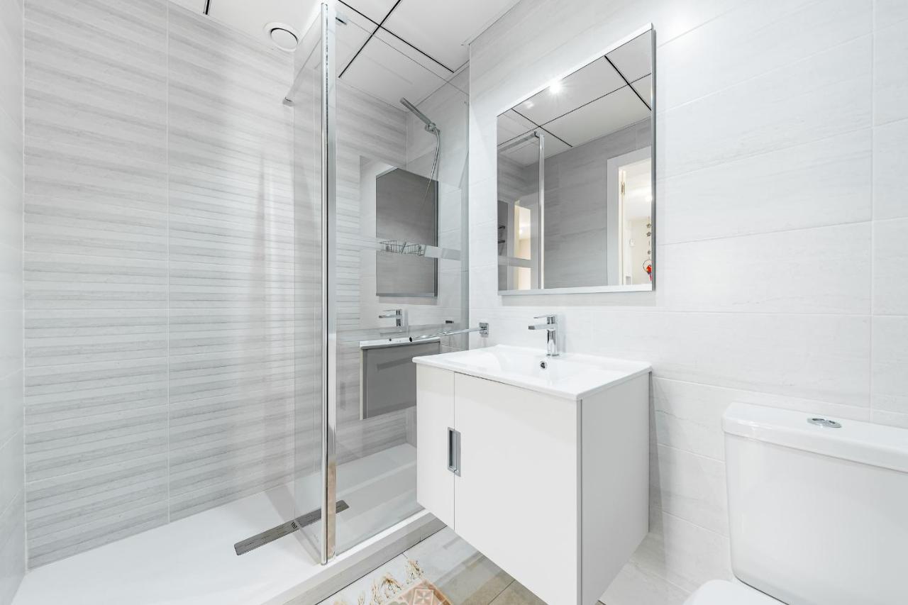 Apartamento Milan Campoamor Bagian luar foto
