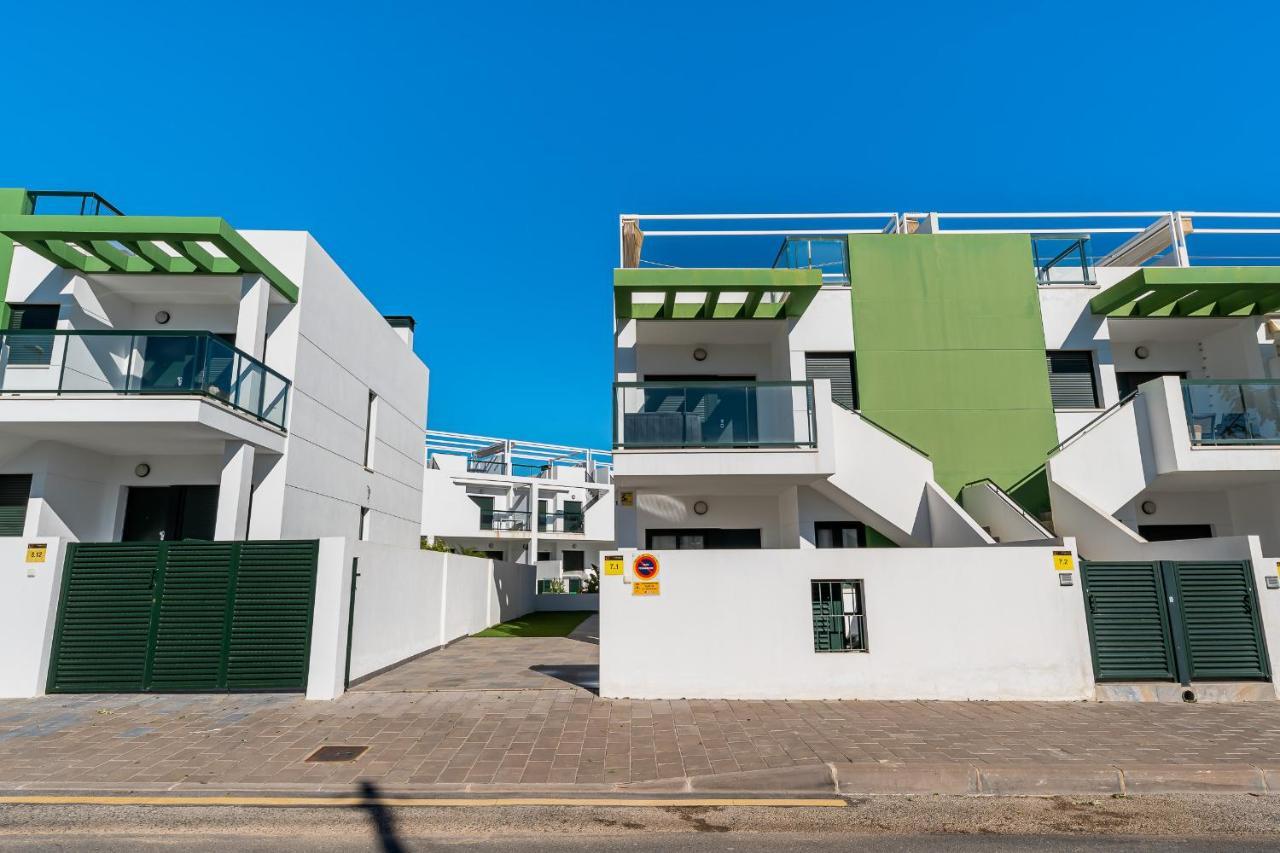 Apartamento Milan Campoamor Bagian luar foto